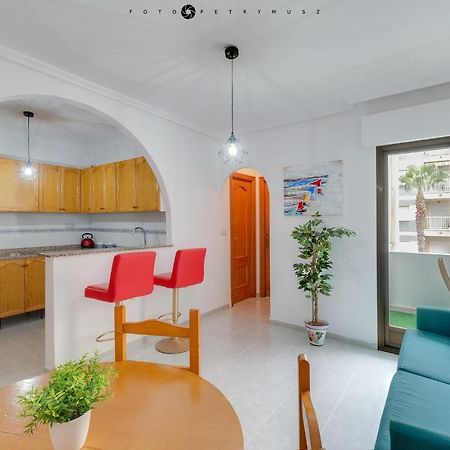 Colorful Apartment Torrevieja Luaran gambar