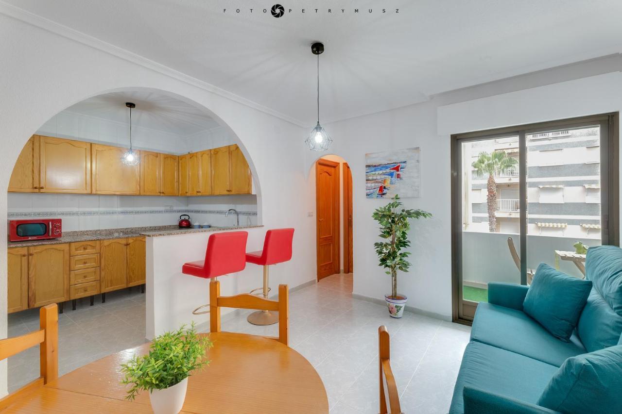 Colorful Apartment Torrevieja Luaran gambar